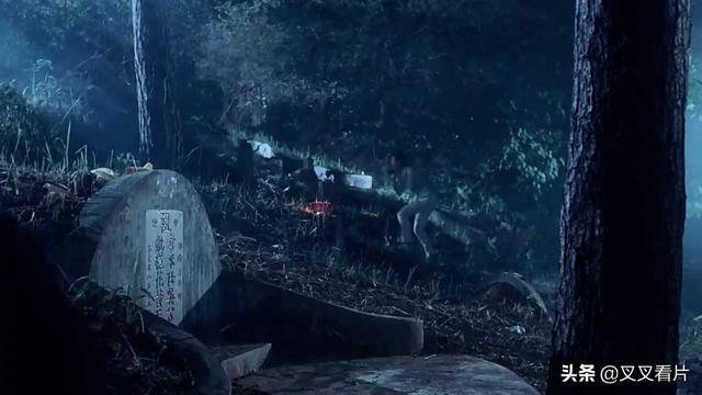 《鬼片逃生大全》：4招教你搞定《咒怨》《山村老尸》里的恶鬼