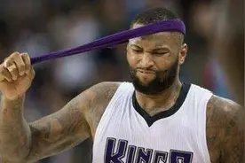 NBA球员喜欢佩戴发带，姚明是为了给教练打气，詹姆斯掩盖发际线图片