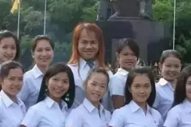 泰国大叔通过整容变美女，嫁给21岁富二代小男友图片