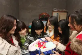 新型“满月挪窝”兴起，这样坐月子，对产妇和宝宝大有好处图片