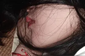 女友参加同学聚会回来就这样了，不搭理我网友：这是有事瞒着你啊图片