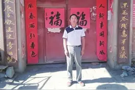 河南64岁老人靠拾荒收集图书十几万册，在新疆办起公益图书馆图片