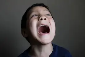 孩子有口臭？不是积食、上火、消化不良，做好这1点至关重要图片