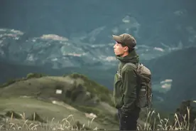 实测Haglofs防水外套，摄影师推荐适合户外和日常穿搭的冲锋衣图片
