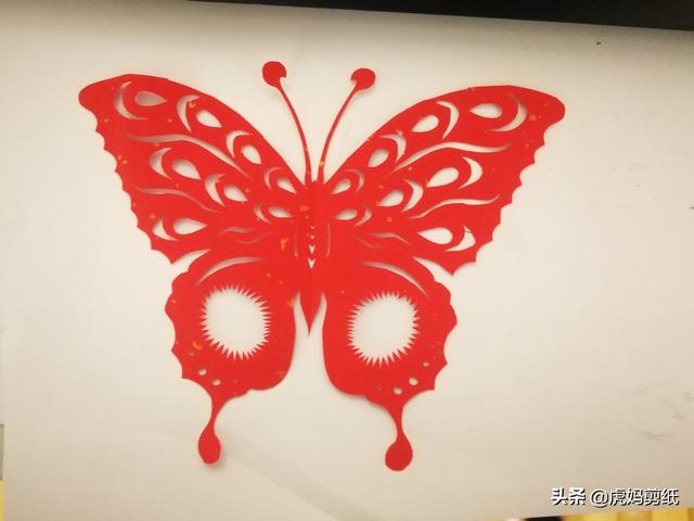 蝴蝶剪纸一点儿也不难,快来试试吧