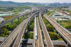 长南高铁和衡南高铁，究竟哪条才是广西最需要的？图片