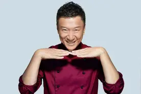 从痛骂女星道德败坏，到把小14岁妻子打造成明星，孙红雷干了什么图片