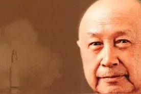 当年那个质疑钱学森美国国籍的人，如今自己跑到了美国图片