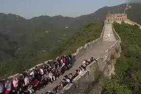 第一场时装秀 皮尔·卡丹的前世今生图片
