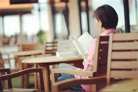 新时代的女性如何获得幸福？做到以下四点就很完美图片