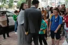 520被扇52个耳光详细经过来龙去脉，女人当众打男人耳光原因揭秘图片