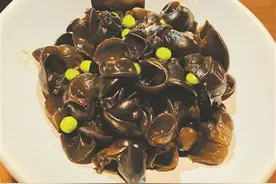 暖冬进补 白木耳黑木耳更合适图片