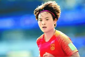 女足名将王霜 体现体育明星的社会担当图片