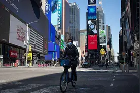 美国为何疫情迅速爆发？张文宏总结了这三点原因，简单明了视频封面