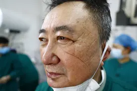 革命人永远是年轻图片