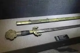 努尔哈赤的指挥剑竟是明朝所赐，用恭顺明朝换来的剑，革明朝的命图片