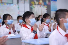 你好，同学！郑州市金水区各小学迎来全面复学图片