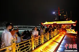 厦门开辟夜游新航线“海月琴话”尽显风雅图片