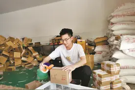 告别沿海工厂，回大山里创业，恩施“糍粑哥”一年卖800万元土特产图片