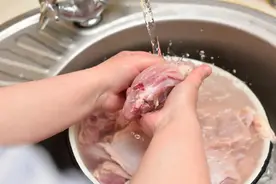 生肉如何清洗？《回家吃饭》有新提示→图片