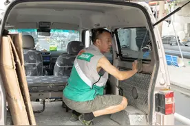 滴滴货运成都、杭州上线 货运司机五金批发城忙接单图片