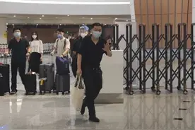 从武汉到哈尔滨到北京再到乌鲁木齐，协和抗疫英雄杜斌终于回家了图片