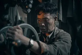 封面会客厅 |《金刚川》里演绎老部队的故事 张译：看到剧本时就已落泪图片