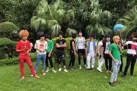 被误解的杀马特：夸张发型是流水线青年的避风港图片