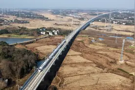 京港高铁合安段正式开通运营 安庆成为国家“八纵八横”高铁网节点城市图片