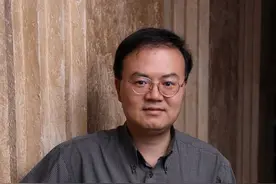 两会人物：南粤工匠成为“洋院士”图片