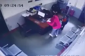 湖北当阳群众河道打捞现金后续：有人将钱主动交至派出所视频封面