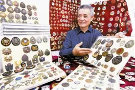 收藏帽徽 换个角度了解过去图片