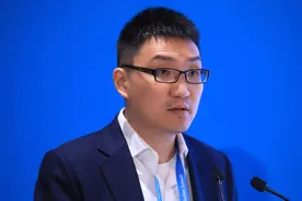 黄峥的退与进：接连卸任CEO和董事长，实控拼多多迎后浪时代？图片