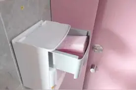 “卫生巾自取，拿回家用也没事”图片