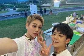 丁真：从高原大山到娱乐圈的奇幻之旅图片