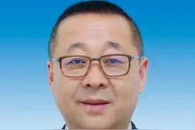 王青峰当选陕西商洛市市长图片