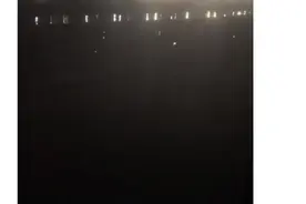 暴雨致轨道被淹，美国几百乘客被困火车10小时：没水没电没厕所图片