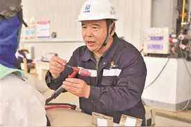 核电焊匠的“烙印”图片