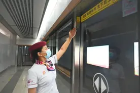 武汉地铁上这些“接头暗号”，你懂几个图片