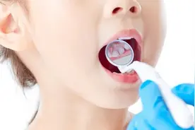 吃甜食后要不要立即刷牙？很多人可能都做错了图片