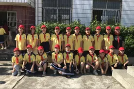 少先园地争一流——双溪中心小学少先队大队争创“市优秀少先队集体”记略图片