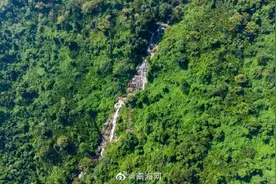 海南号优选：琼中天然氧吧：景色壮观的百花瀑布图片