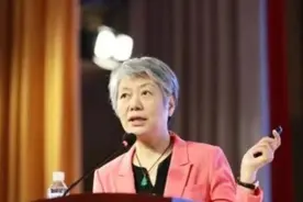 李玫瑾教授：若发现孩子有这四种行为，该打就得打，不能手软图片