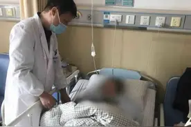 1分钟可致死！53岁男子手臂鲜血喷至天花板，工友一波操作救了他图片