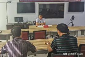 市委副秘书长、市信访局局长庄爱新讲授党史学习教育专题党课图片