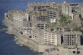 日本历史上地狱般的鬼岛，高楼遍布却无人居住，居民是如何消失的图片