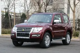 “小山猫”来袭！3.8动力+四驱，新款短轴帕杰罗V87真帅气图片