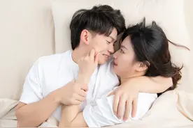 女人，情难自控的几个暗示，你知道是哪几个吗？图片