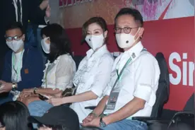 港媒曝54岁黎明宣布再婚，罕见表白太太首度承认其天王嫂身份图片