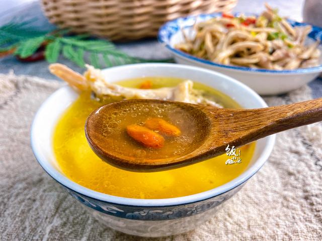 人参虫草枸杞花胶鸡汤 虫草花红枣枸杞花胶鸡汤